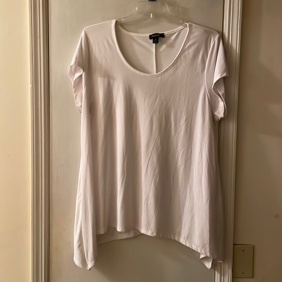 Rouge! Tops - ROUGE shark bite white blouse size